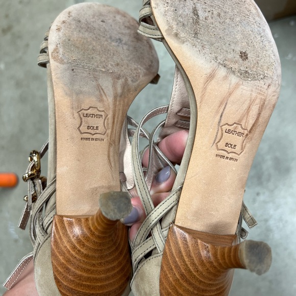 Stuart weitzman sandals in size 7 - Picture 2 of 3